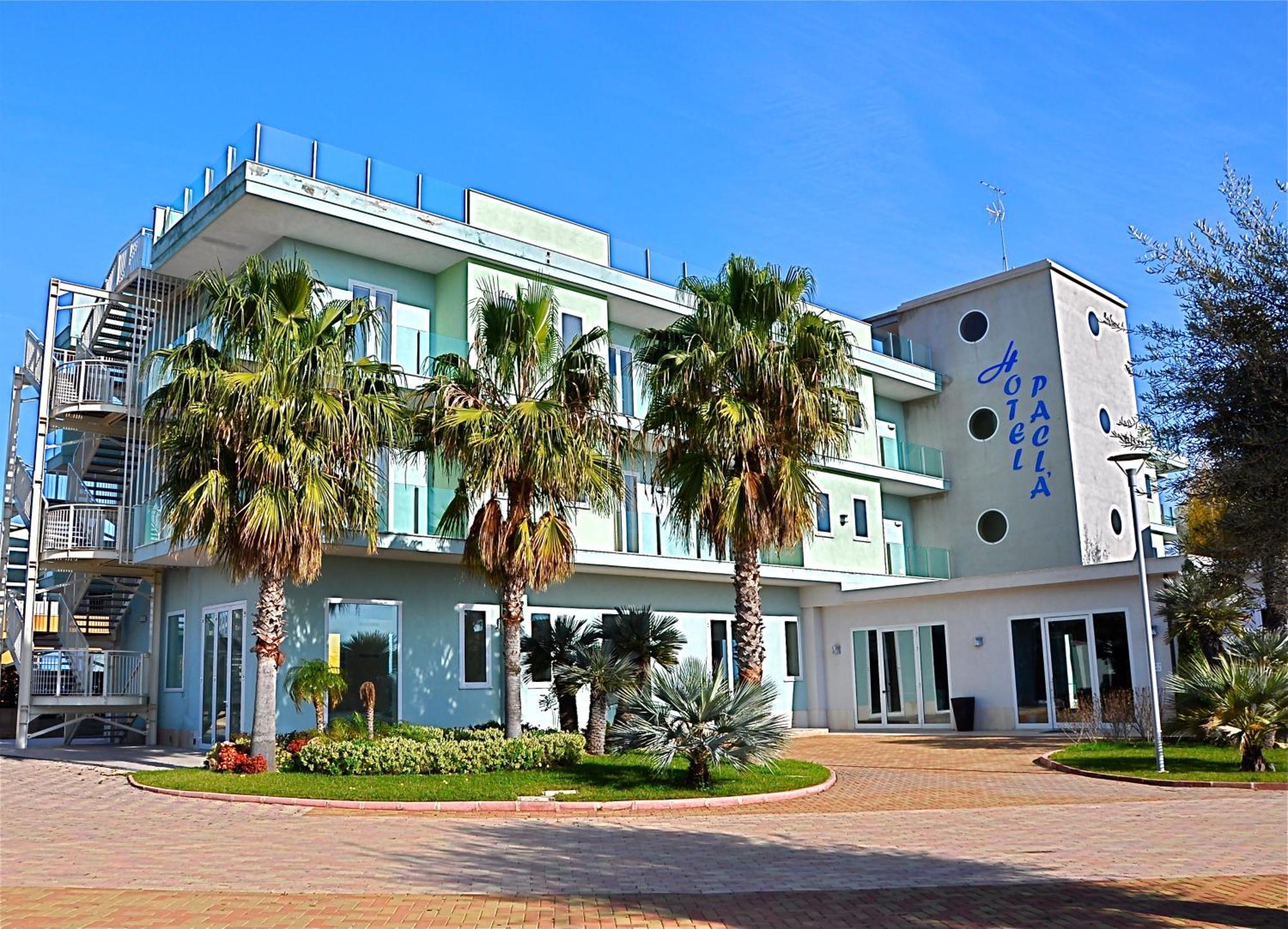 אבולה Hotel Pacla מראה חיצוני תמונה