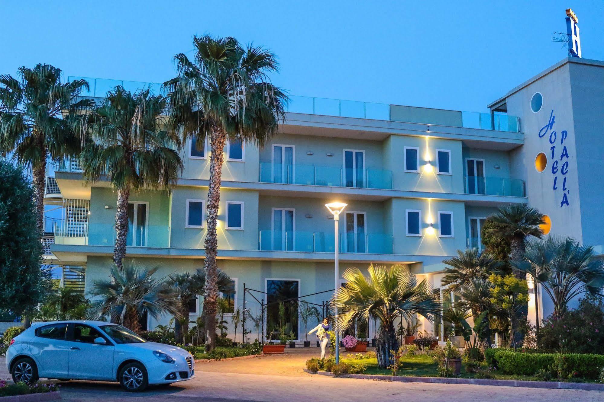 אבולה Hotel Pacla מראה חיצוני תמונה