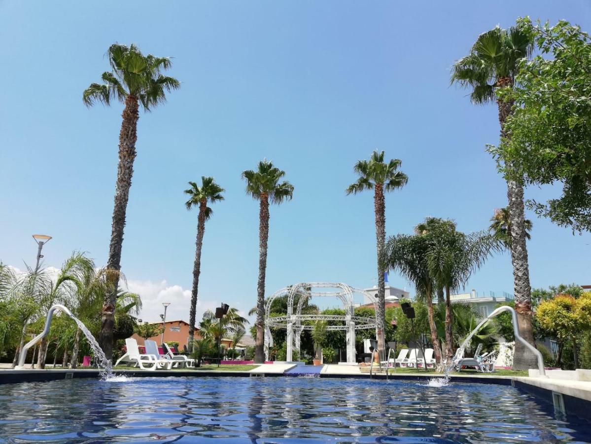 אבולה Hotel Pacla מראה חיצוני תמונה