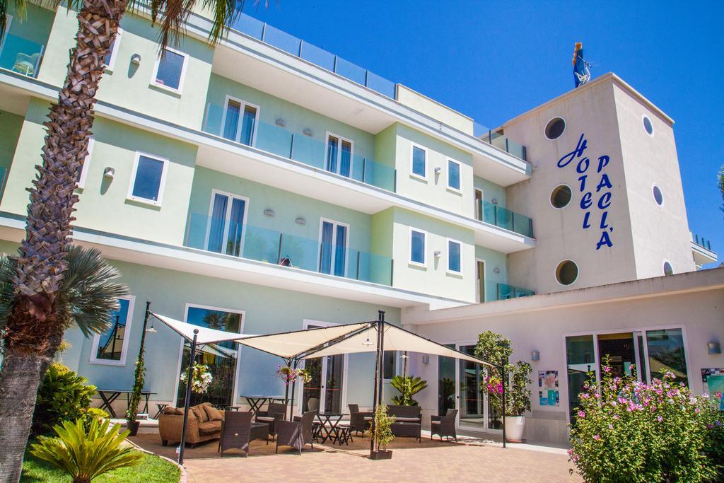 אבולה Hotel Pacla מראה חיצוני תמונה