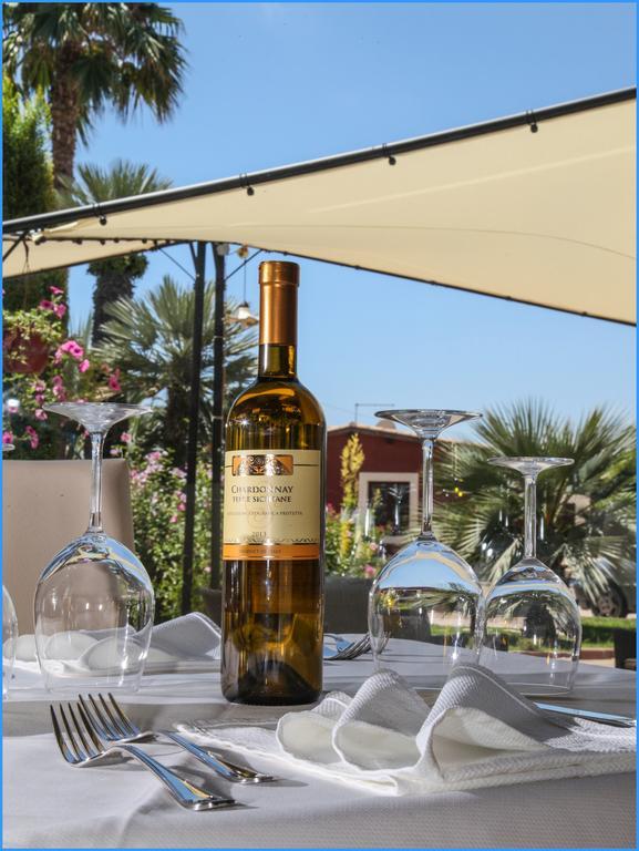 אבולה Hotel Pacla מראה חיצוני תמונה